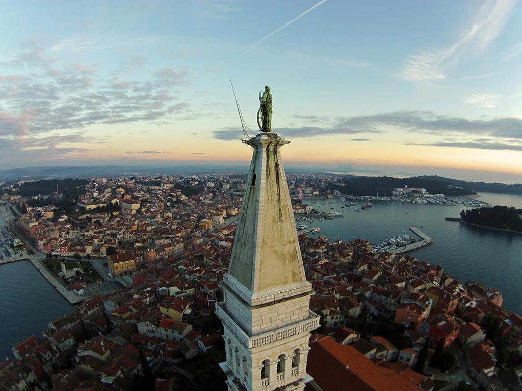 Apartments Barbara Rovinj Bagian luar foto