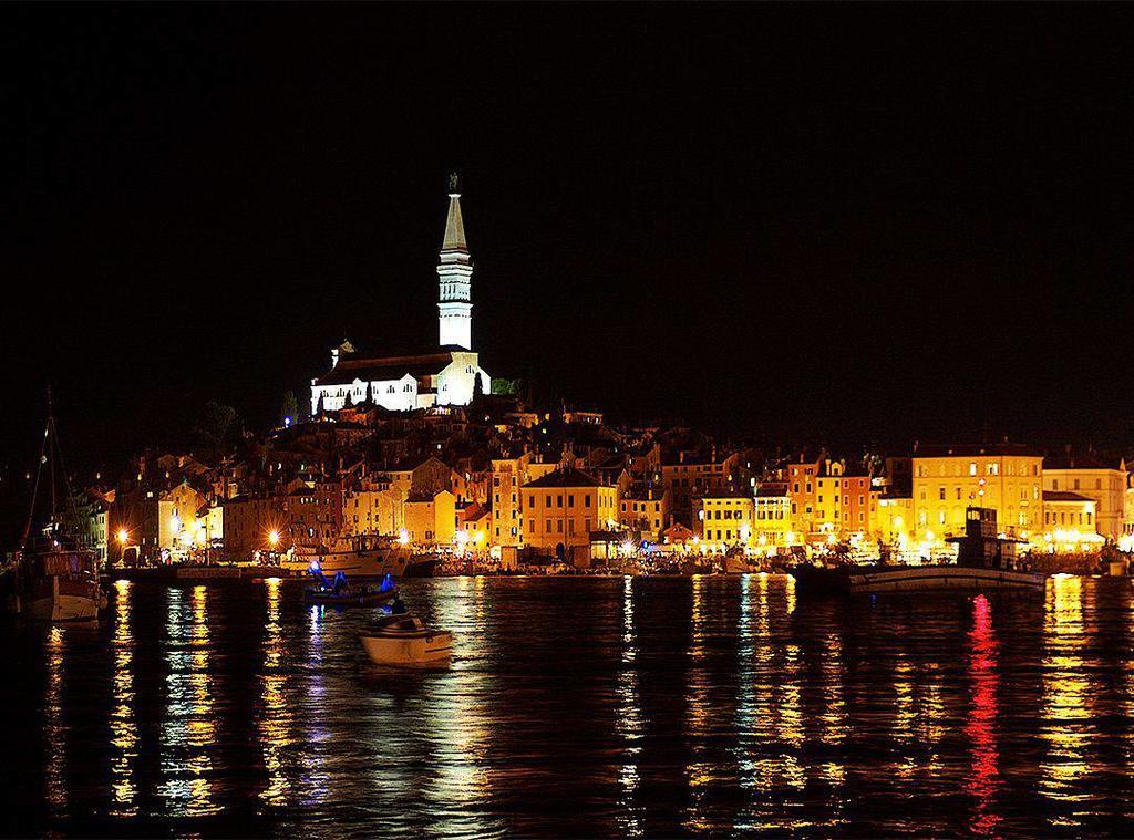 Apartments Barbara Rovinj Bagian luar foto