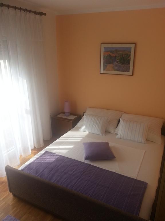 Apartments Barbara Rovinj Bagian luar foto