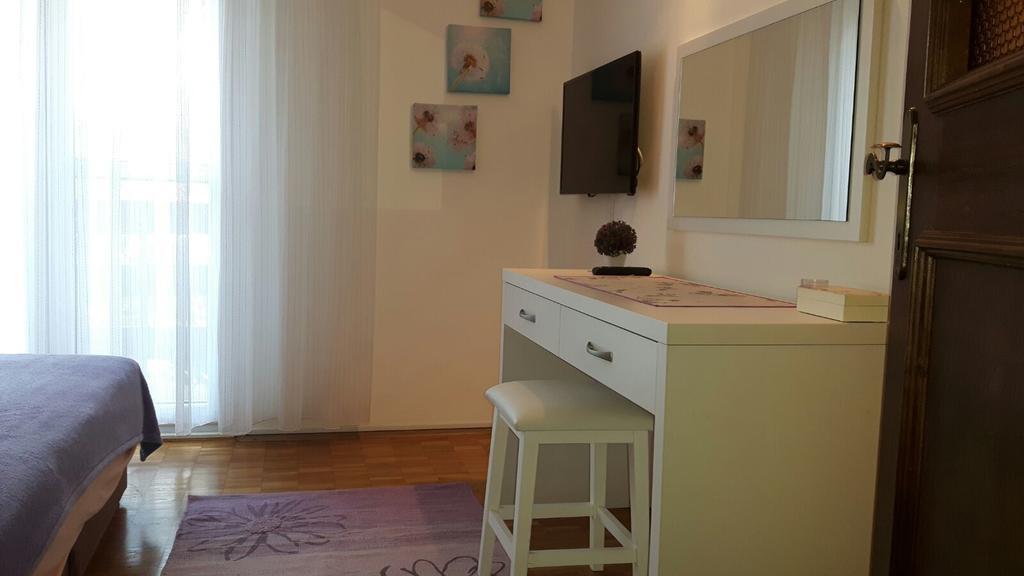 Apartments Barbara Rovinj Bagian luar foto